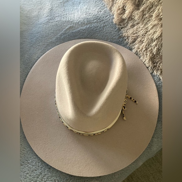 Anthropologie Accessories - Anthropologie fedora